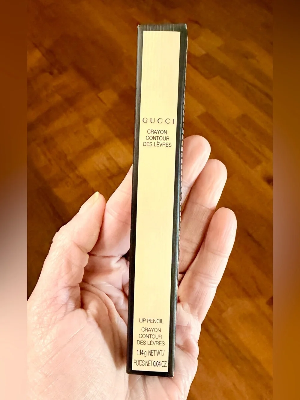 Gucci Lip Pencil-ROUGE 04